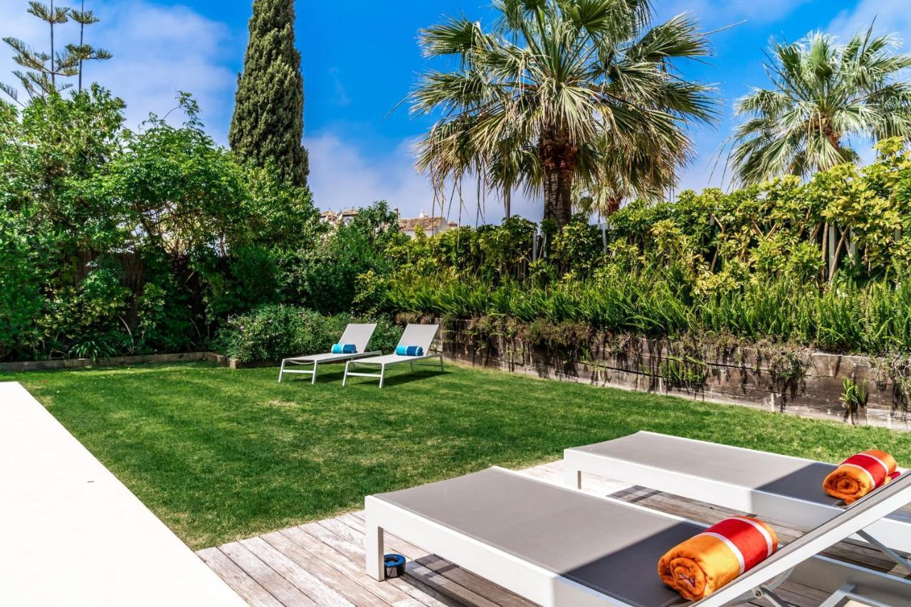 All About Villa Gladiolo Marbellac Extérieur photo